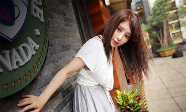 西城想找一个女性生孩子给报酬-｛找个女人生孩子多少钱｝